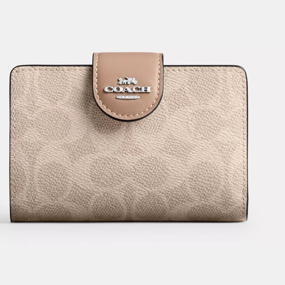 NWT Coach Medium Corner Zip Wallet in Signature Canvas Silver/Sand/Taupe - Picture 1 of 5